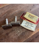 2 Vintage Gillette Mini Safety Razors Travel Size 1968 - With Blades - $25.94