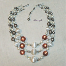 Vintage Pearl Like Glass Silvertone 3 Strand Bead Necklace Toupe White C... - £15.95 GBP