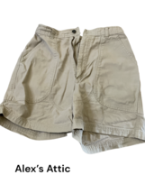 womens EMS shorts size 10 pre-owned - $32.52 CAD