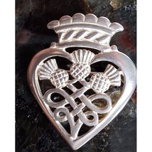 Scottish 925 Sterling Silver Crowned Heart And Thistle Brooch Sky - $40.39