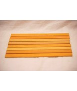Lincoln Logs Western Cabin Building Toy 8 Flat Yellow Roof Slat Pieces 9... - £11.67 GBP