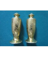 STOUFFER PAIR GOLD ENCRUSTED SHAKERS  4 1/2&quot; - $35.63