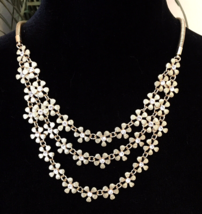 Charming Charlie Gold Tone &amp; Rhinestone Daisy Flower Bib Necklace - £17.54 GBP