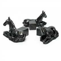 Jardinopia Antique Bronze Potty Feet (3pcs) - Horse Laying - $51.77