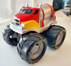 Kid Galaxy Construction Truck,  Rev and Go Toy, Friction Vehicle - £4.37 GBP