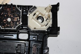 2009-2014 TOYOTA MATRIX HEATER AND AC CONTROL BEZEL  R1773 image 10