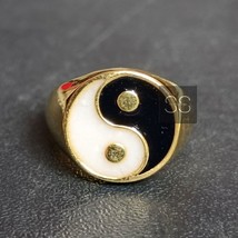 Vintage Ying Yang Mens Signet Ring, 925 Sterling Silver, Gold Enamel Ring, Gifts - £76.39 GBP