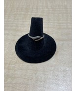 Vintage Sterling Silver Black Enamel Southwestern Ring Size 7.5 Estate f... - €11,00 EUR
