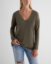 Express Women Supersoft Relaxed V-Neck Tee Lonsleeves M loose NWT green ... - £14.20 GBP