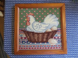 Framed Elsa Williams Hen In Basket Needlepoint/Crewel Wall Hanging - 14-3/8&quot; Sq. - £15.73 GBP