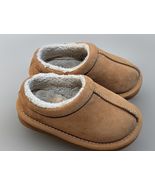 Toddler Size 6 Suede Slippers Great Condition  - $14.36