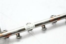 2010-2011 CHEVROLET CAMARO 3.6L V6 FUEL INJECTOR RAIL RIGHT SIDE H0538 image 3