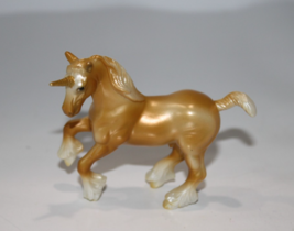 3" Breyer Unicorn Crazy Surprise Golden Horse Pony Series 4 Blind Bag Fi... - $5.82