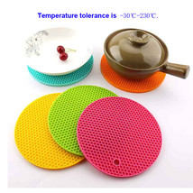 Round Thickened Nonslip Food Grade Silicone Heat Insulated Mat Hot Pot Pan Pad - £9.19 GBP