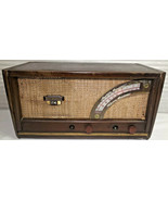 Westinghouse Model H-161 Vintage Tube Radio - $3,384.74 MXN