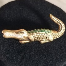 Vintage Alligator GoldTone Brooch Pin Hong Kong Hat Lapel - $7.21