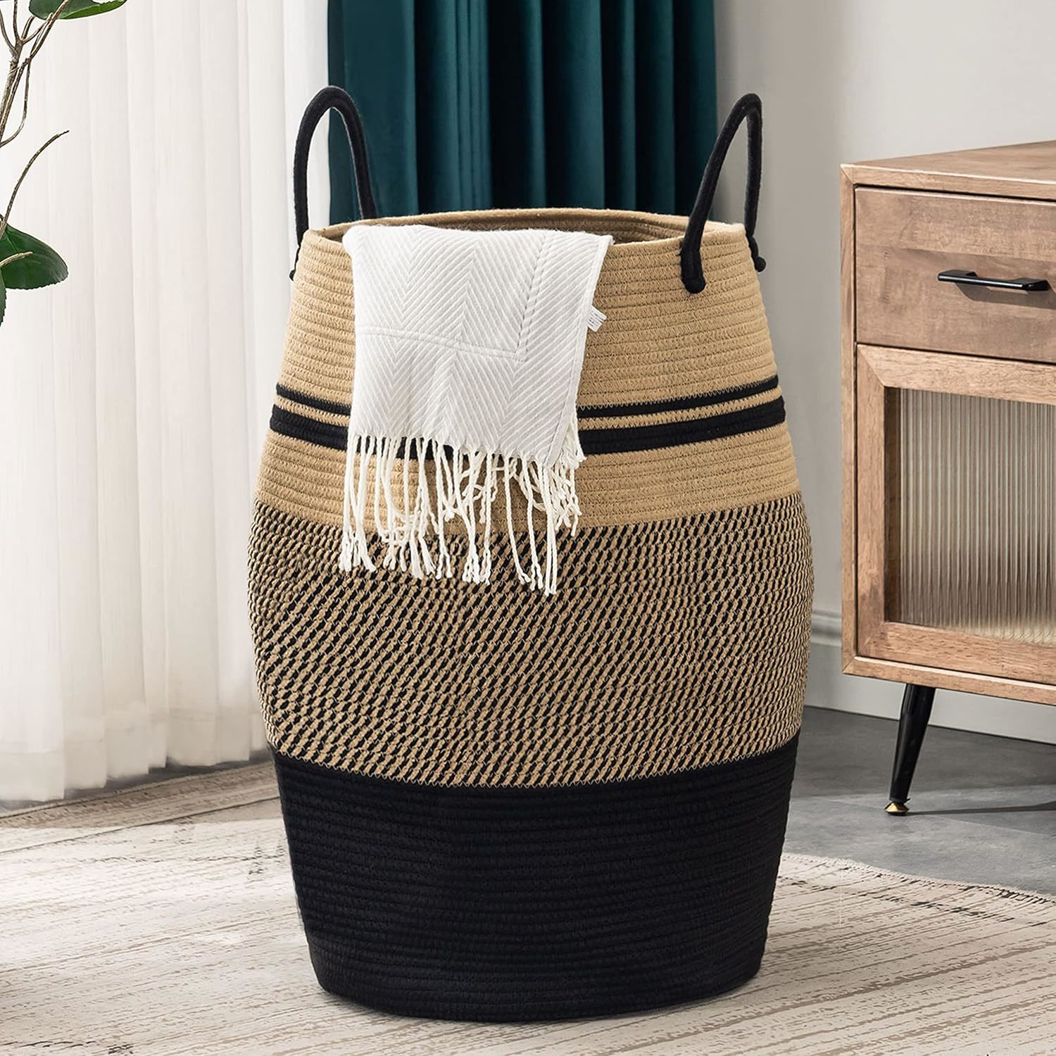 105L Extra Large Woven Laundry Hamper Basket With Heavy Duty Cotton Rope Handles