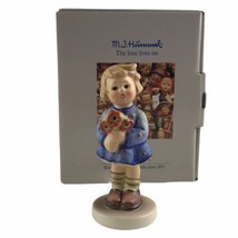 Goebel Hummel Germany Figurine Original Box Girl With Nosegay 822 3-1/2&quot; 9 cm - £27.76 GBP