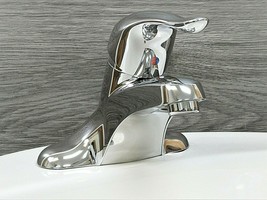 MOEN L64621 Chateau Single Handle Centerset Bathroom Faucet with Drain Chrome - £63.50 GBP