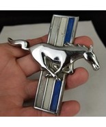 Ford Mustang Metal Right Hand Fender Emblem Badge Trim C4ZB-16C229-B RH Vtg - $407.02 MXN