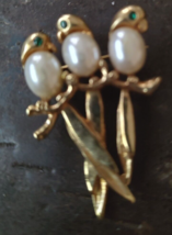 Deco parrot style Birds  Brooch  Faux Pearl  Green Glass Eye LONG TAILS - £10.07 GBP