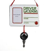 Drivers License with Key Picture Frame Christmas Tree Ornament D0501 New - $15.82