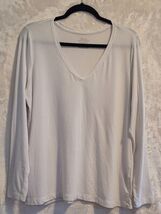 Women's Banana Republic Cotton Blend Long Sleeve V-Neck T-Shirt Size X-L... - $9.49