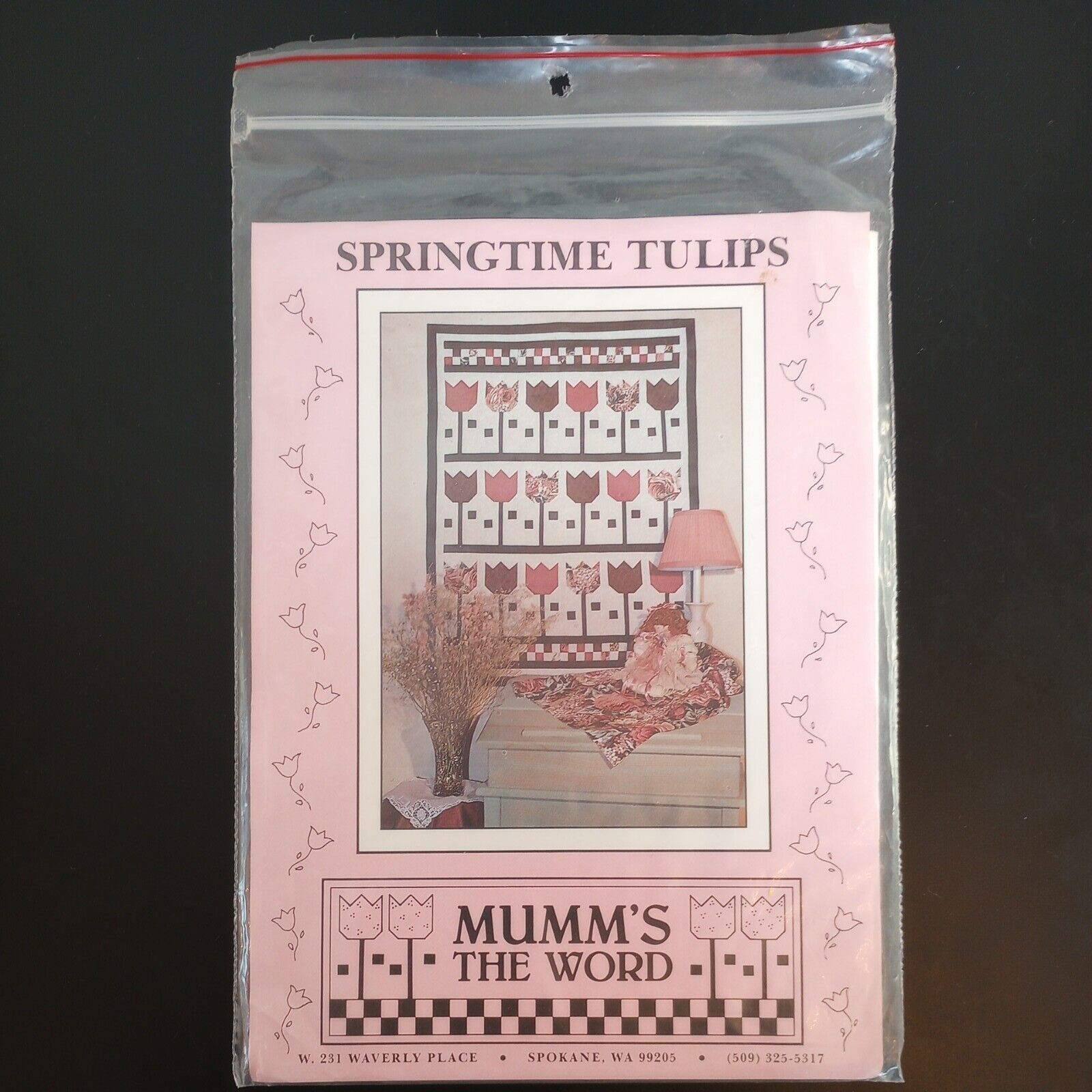 Springtime Tulips Quilt Pattern Mumm's the Word Baby TV Blanket 33"x44" VTG - $4.89