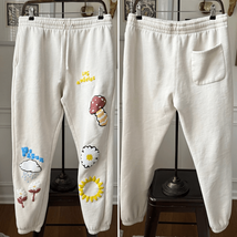 Pacsun Cream Sweatpants Mushroom Flower Sun Rain Cloud M - $428.54 MXN