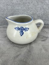 Vintage Pfaltzgraff Yorktowne Blue White Stoneware Gravy Boat Large Creamer - $13.58