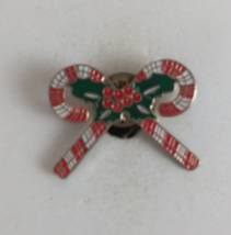 Vintage Textured Candy Canes With Holly Berries Christmas Lapel Hat Pin - $8.90 CAD