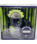 Beetlejuice Mug And Sock Gift Set - 11oz Cup - $351.93 MXN