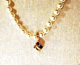 Vintage Gold Color with Cream  Faux Pearls W/ Multi color Pendant 18&quot;Nec... - £15.13 GBP