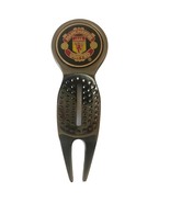 MANCHESTER UNITED FC DIVOT TOOL AND MAGNETIC GOLF BALL MARKER. - $72.25 CAD