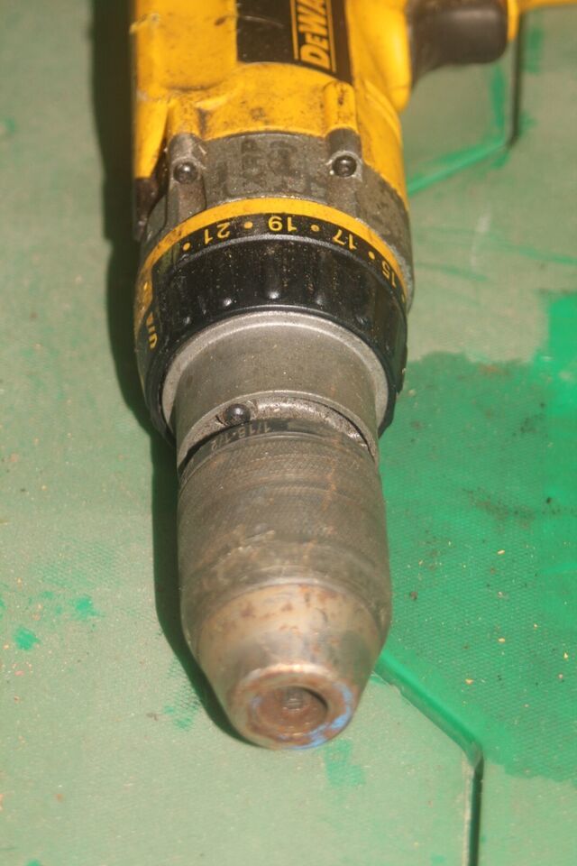 DeWalt DW989 18V Heavy Duty 1 2 Hammer Drill Driver