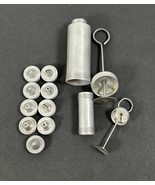 Vintage Aluminum Cake Decorator Set With Tips Cake Cookie Frosting - $357.34 MXN