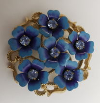 Vintage Avon Enamel Floral Brooch Pin Forget-Me-Nots Blue Rhinestones Go... - $29.65
