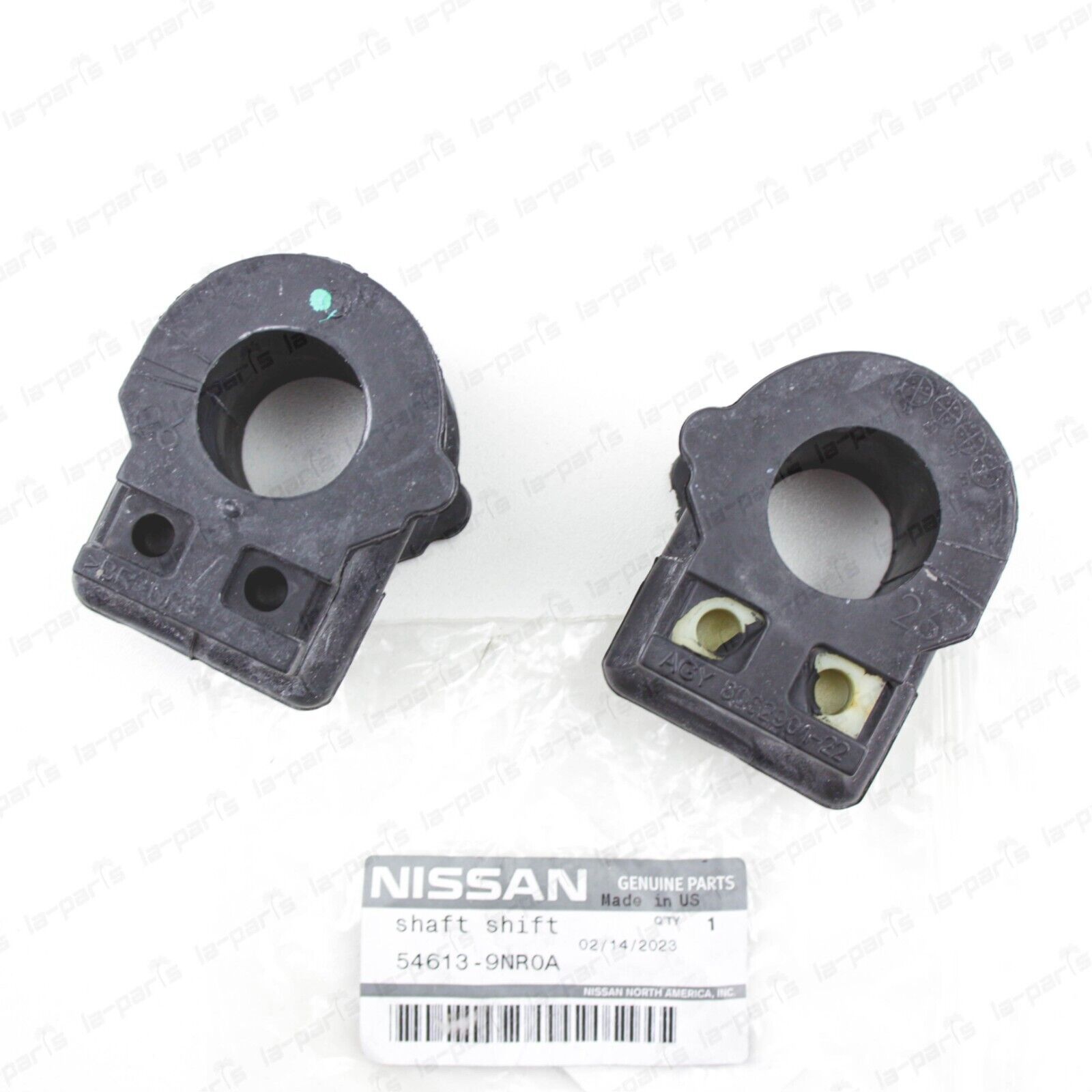 New Genuine Nissan Maxima Pathfinder QX60 Front Stabilizer Bar Bushing Pair - $44.78