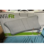 Wii Fit Balance Board Complete With Sealed Wii FitGame - Brand New CIB - $1,032.36 MXN