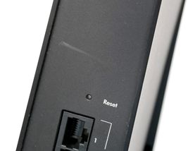 NETGEAR Nighthawk CAX30 AX2700 Wi-Fi 6 Cable Modem Router image 8