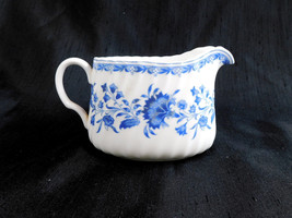 Minton White and Blue Floral Creamer in Hardwicke Hall # 23127 - £17.08 GBP