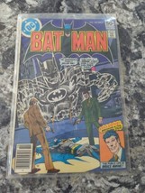 BATMAN #304 DC Comics 1978 1st Douglas Dundee Combine Shipping - $9.90