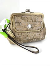 Coach Kiss-lock Coin Purse  Optic Lurex Wallet Gold Metallic Signature 4950  B16 - $89.09