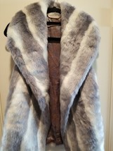 Soft Surroundings Gray White Stripe Faux Fur Vest Shawl Collar Size Smal... - £46.14 GBP