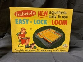 Vintage 1956 Gabriel Sons And Company Easy Lock Loom - $18.67