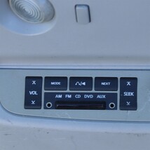 06-12 Infiniti QX56 Nissan Armada Rear Overhead Console Light Storage image 8