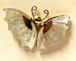 Vintage Beautiful Delicate Small MOP  Butterfly 1.75 In. wide with &quot;C&quot; clasp - £7.07 GBP