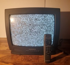 Magnavox 13P601-00AA 13” CRT Retro  Gaming Color TV With Remote Tested Working - £108.41 GBP