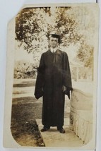 Walis Wisconsin David E Carlson Graduation Photo Cap &amp; Gown 1914 Postcard Q7 - £10.35 GBP