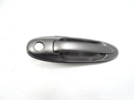 01 Lexus LX470 door handle, exterior, right front 69210-60070 - £73.87 GBP